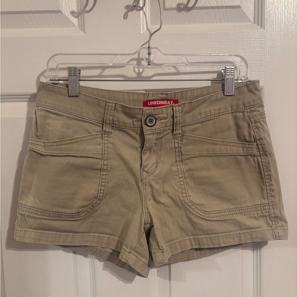 UNIONBAY Women's Khaki Cargo Shorts